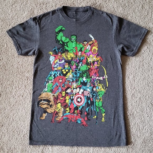 Marvel Other - Classic Marvel Comics Superheros groupshot graphic tee Avengers Inhumans